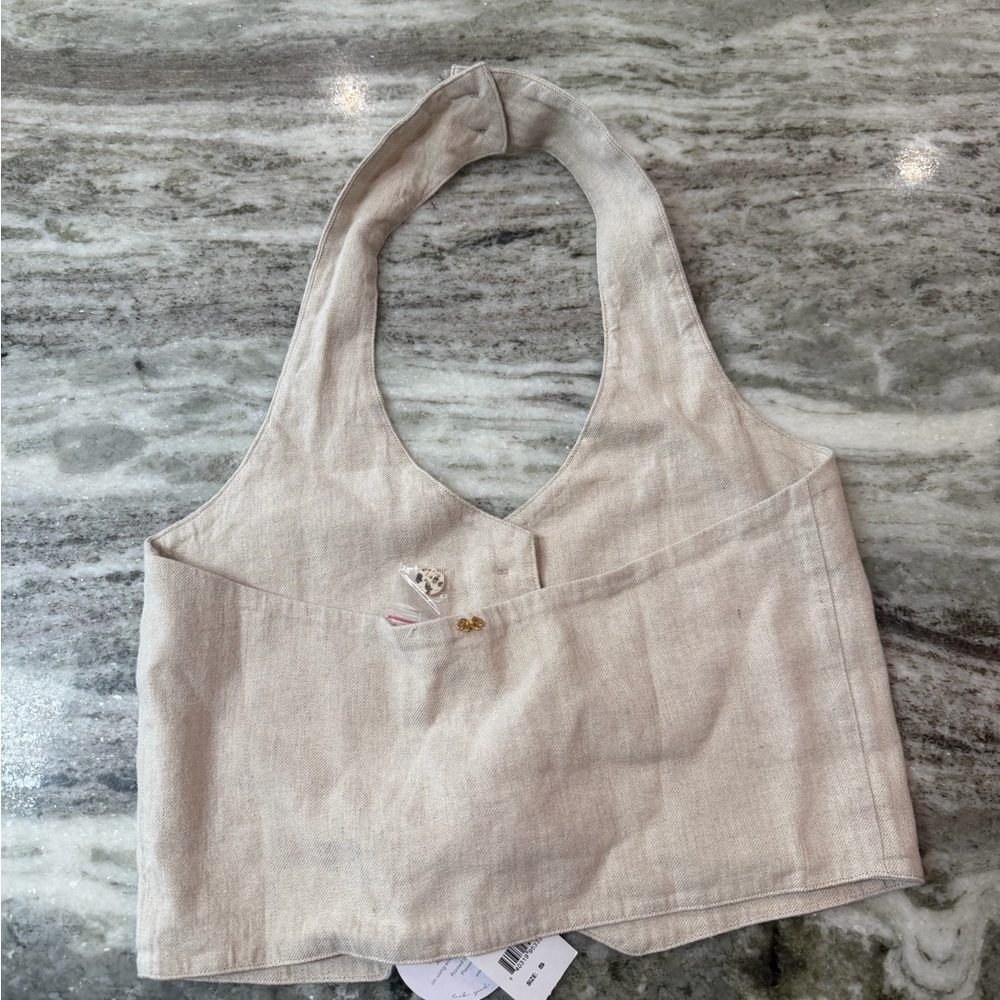 NWT PQ TAN PAYTON LINEN VEST
Size Small - Picture 12 of 12